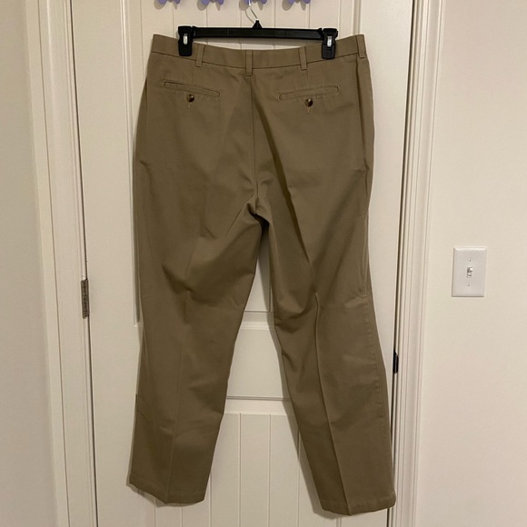 NWOT Van Heusen men’s tan khaki dress pants size 38/32 - Picture 6 of 7